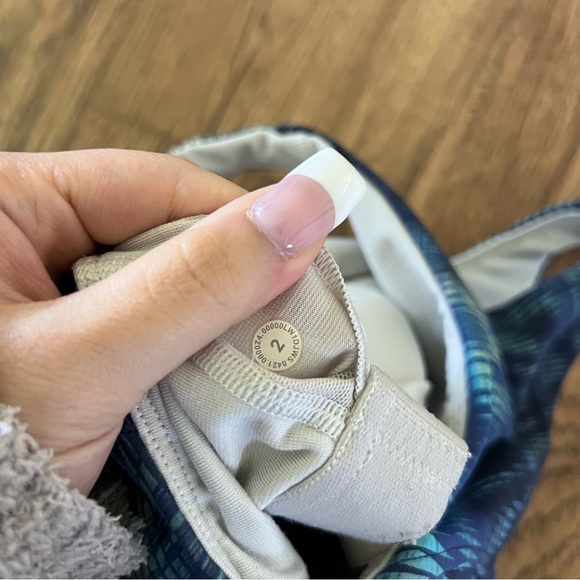 Lululemon Invigorate Training Tank Top Shapeshifter Flux Blue Multi - Picture 5 of 5